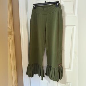 Matilda Jane Olive Green Ruffle Bottom Pants. Euc.  Med.